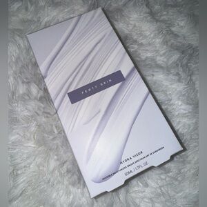 NWB Fenty Beauty Hydra Vizor Refillable Invisible Face Moisturizer SPF 30